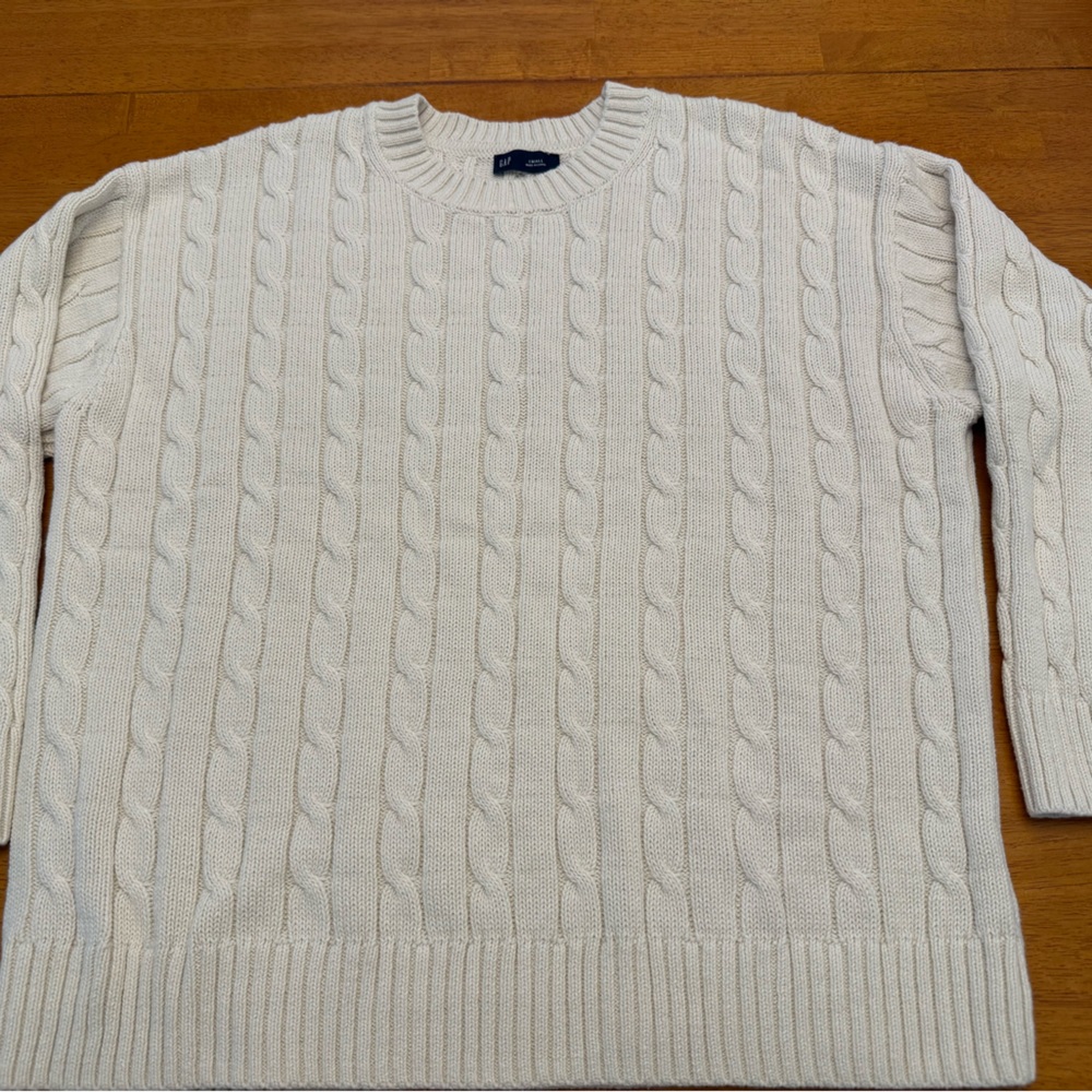 GAP Women's Oversized Cream Cable Knit Sweater - Size Small